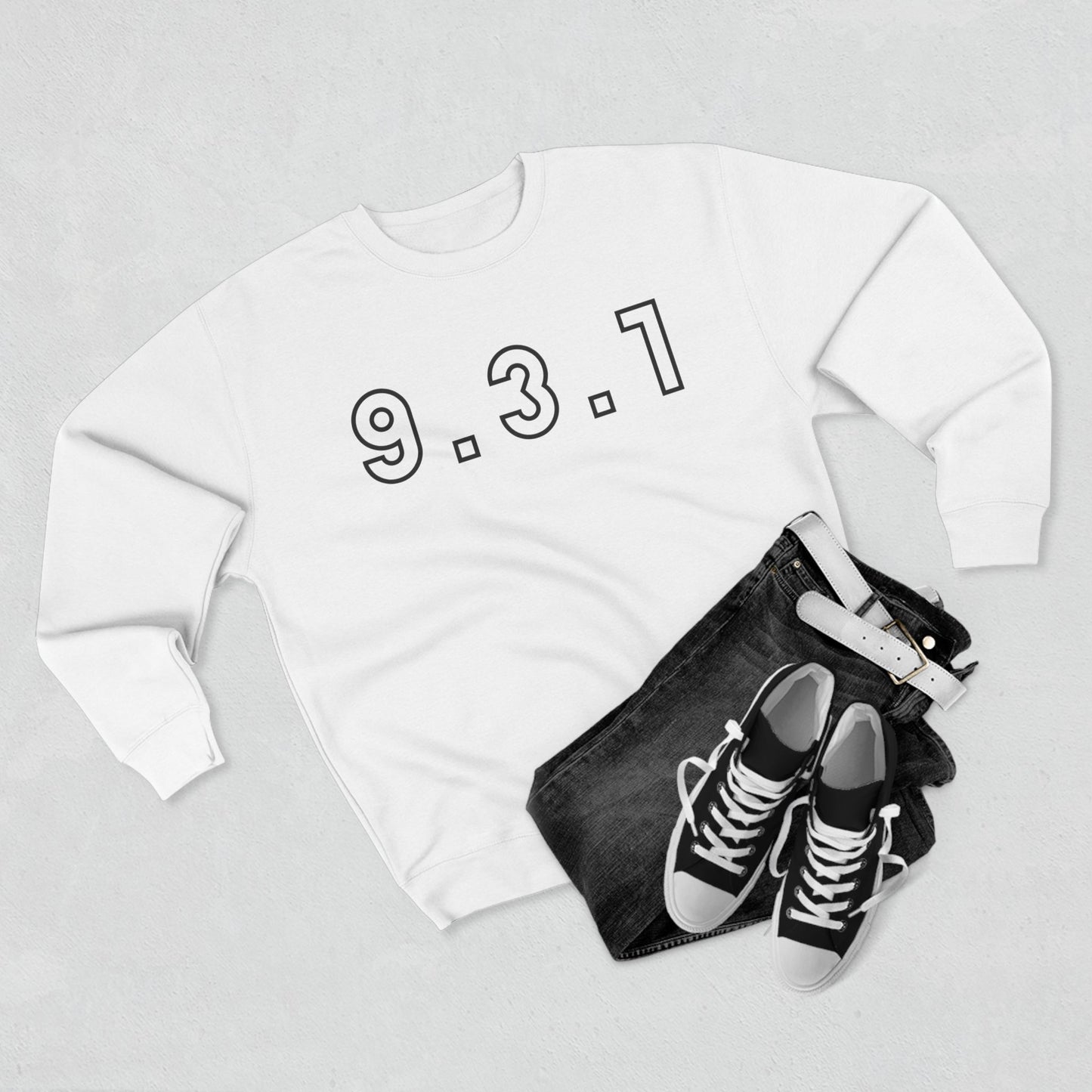 931 Crewneck Black Words