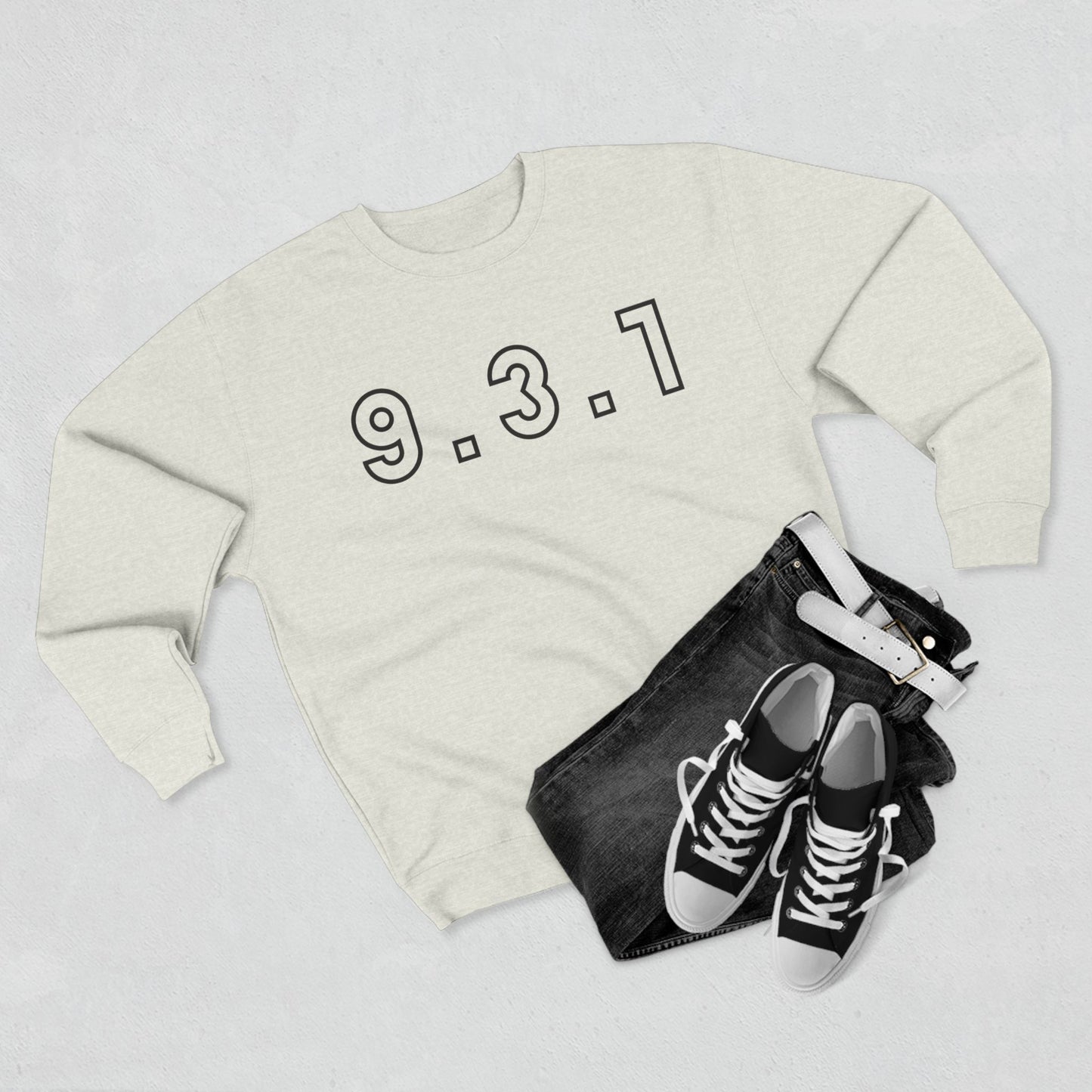 931 Crewneck Black Words