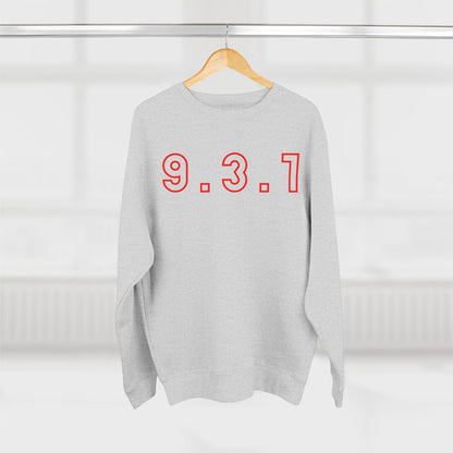 931 Crewneck Red Words