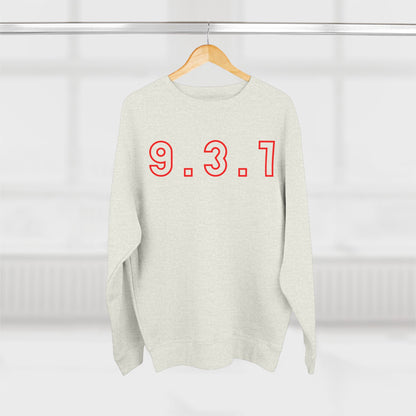 931 Crewneck Red Words