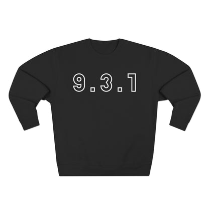 931 Crewneck White Words