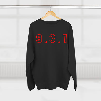 931 Crewneck Red Words