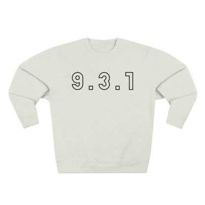 931 Crewneck Black Words